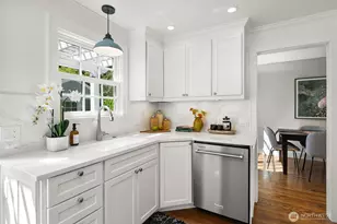2057 McGilvra Blvd E, Seattle, WA 98112 - Photo 7