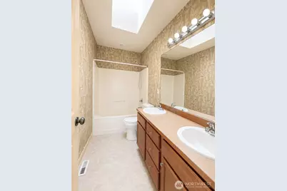 18626 37th Dr SE, Bothell, WA 98012 - Photo 27