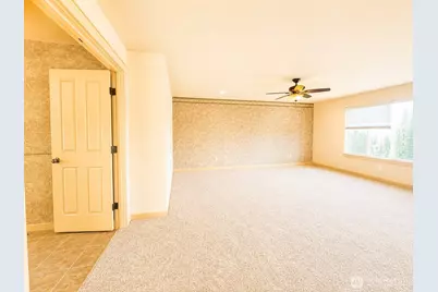 18626 37th Dr SE, Bothell, WA 98012 - Photo 17