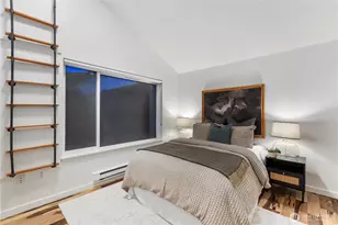 524 6th Ave W, Seattle, WA 98119 - Photo 21