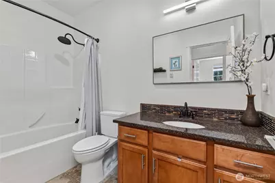 1855 SE Trossachs Boulevard #2001, Sammamish, WA 98075 - Photo 17