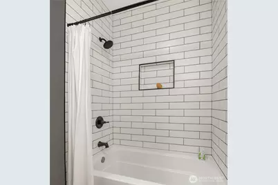 6750 12th Avenue NW, Seattle, WA 98117 - Photo 17