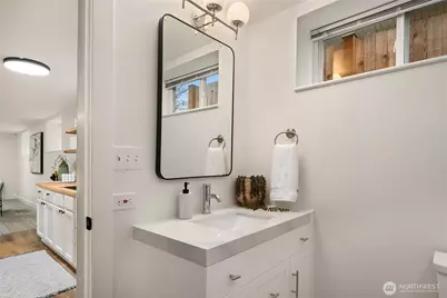 6750 12th Avenue NW, Seattle, WA 98117 - Photo 29