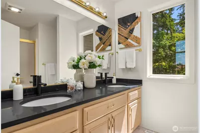 11405 NE 104th Street, Kirkland, WA 98033 - Photo 27