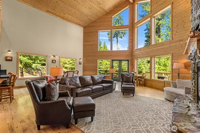 6725 Forest Ridge Drive, Wenatchee, WA 98801 - Photo 5