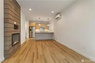 115 N 105th St, Seattle, WA 98133 - Photo 5