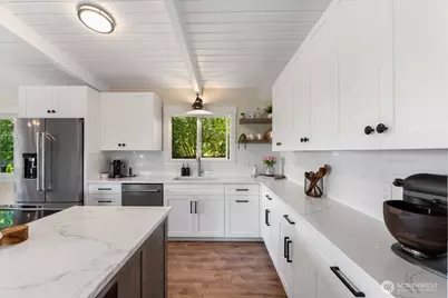 9514 Goodman Avenue, Gig Harbor, WA 98332 - Photo 17