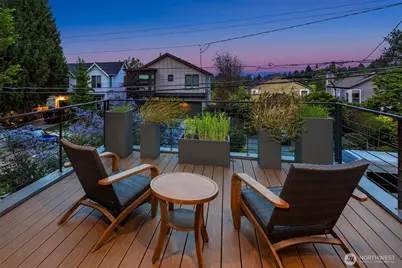 431 26th Avenue E, Seattle, WA 98112 - Photo 29