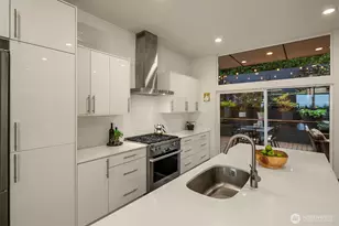 431 26th Ave E, Seattle, WA 98112 - Photo 13