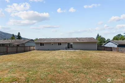 252 19th Street, Gold Bar, WA 98251 - Photo 21