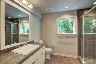 1605 73rd Ave NE, Medina, WA 98039 - Photo 27