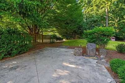 21728 NE 81st Street, Redmond, WA 98053 - Photo 37