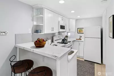954 19th Avenue E, Seattle, WA 98112 - Photo 25
