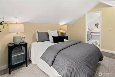 954 19th Avenue E, Seattle, WA 98112 - Photo 19