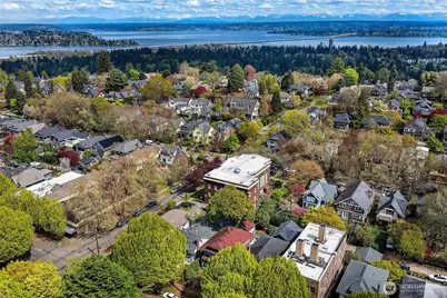 954 19th Avenue E, Seattle, WA 98112 - Photo 33