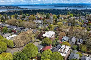 954 19th Ave E, Seattle, WA 98112 - Photo 33