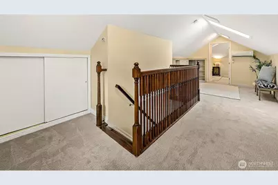 954 19th Avenue E, Seattle, WA 98112 - Photo 17