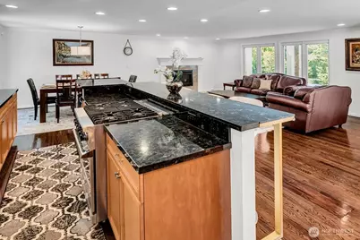 10603 NE 60th Street, Kirkland, WA 98033 - Photo 15