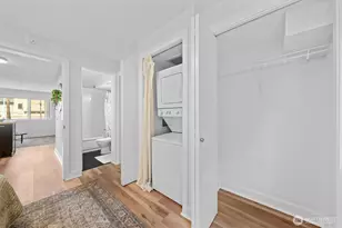 752 Bellevue Ave E, Seattle, WA 98102 - Photo 11