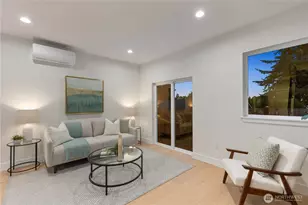 811 NE 125th St, Seattle, WA 98125 - Photo 13