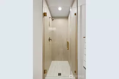811 NE 125th Street #B, Seattle, WA 98125 - Photo 21