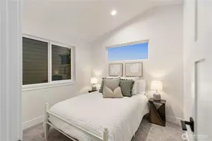 811 NE 125th St, Seattle, WA 98125 - Photo 25