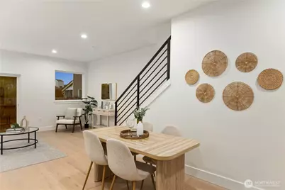 811 NE 125th Street #B, Seattle, WA 98125 - Photo 9