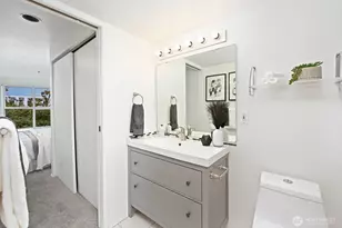 530 Melrose Ave E, Seattle, WA 98102 - Photo 25