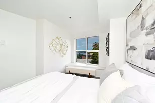 530 Melrose Ave E, Seattle, WA 98102 - Photo 19