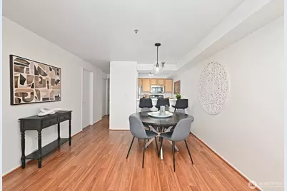 530 Melrose Avenue E #605, Seattle, WA 98102 - Photo 11