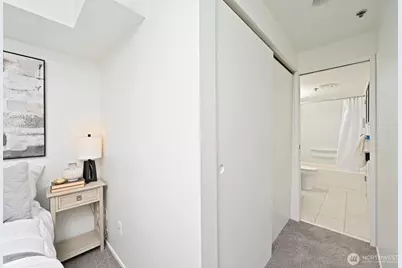 530 Melrose Avenue E #605, Seattle, WA 98102 - Photo 23