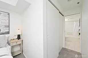 530 Melrose Ave E, Seattle, WA 98102 - Photo 23