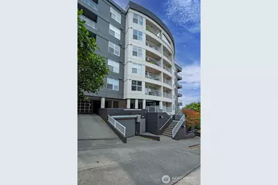 530 Melrose Avenue E #605, Seattle, WA 98102 - Photo 1