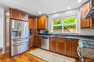 818 Haddon Rd, Anacortes, WA 98221 - Photo 9
