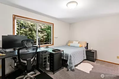 18910 Bothell Everett Highway #D4, Bothell, WA 98012 - Photo 11