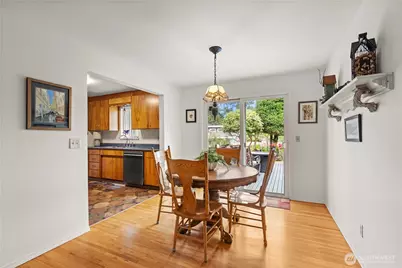 8715 18th Avenue E, Tacoma, WA 98445 - Photo 5