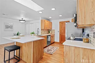10329 16th Pl W, Everett, WA 98204 - Photo 3