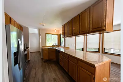 205 Spring Place, Enumclaw, WA 98022 - Photo 3