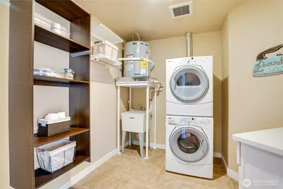 708 Market Street #705, Tacoma, WA 98402 - Photo 29