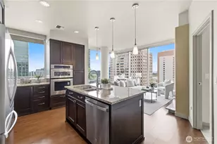 10610 NE 9th Pl, Bellevue, WA 98004 - Photo 11