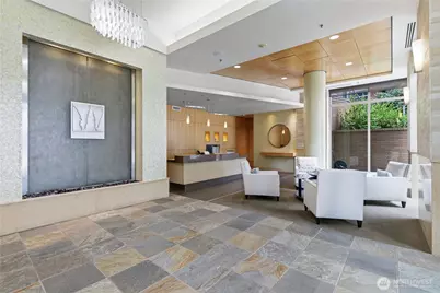 10610 NE 9th Place #1902, Bellevue, WA 98004 - Photo 37