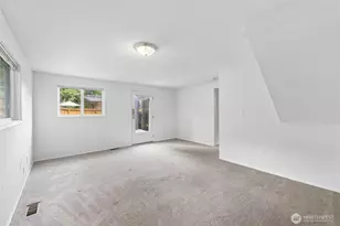 1033 151st Ave SE, Bellevue, WA 98007 - Photo 23
