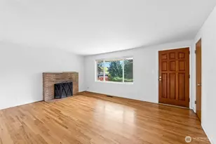 1033 151st Ave SE, Bellevue, WA 98007 - Photo 5