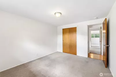 1033 151st Avenue SE, Bellevue, WA 98007 - Photo 19