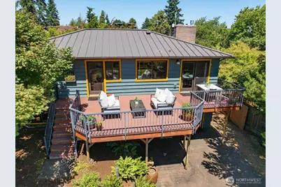 745 N 97th Street, Seattle, WA 98103 - Photo 27