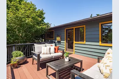 745 N 97th Street, Seattle, WA 98103 - Photo 29