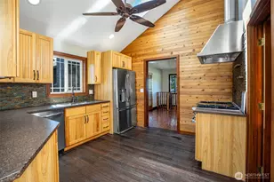 31616 NE 55th St, Carnation, WA 98014 - Photo 7