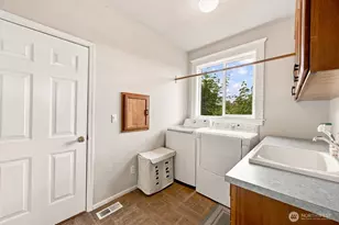 15701 136th Ave Ct E, Puyallup, WA 98374 - Photo 35