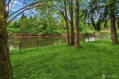 13041 56th Avenue S, Tukwila, WA 98178 - Photo 35