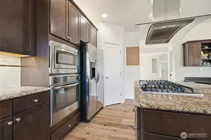 17306 111th St E, Bonney Lake, WA 98391 - Photo 11